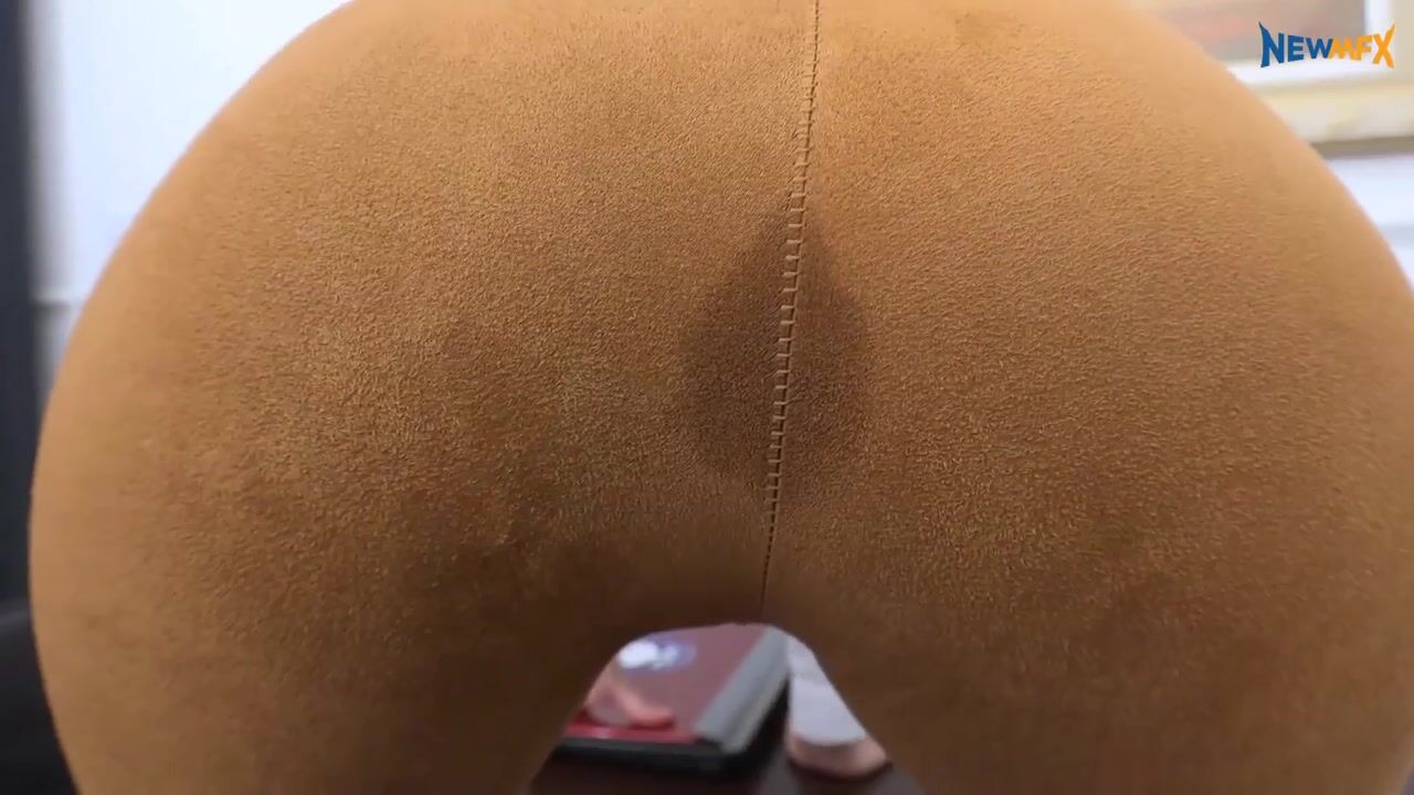 Sabrina Green fart