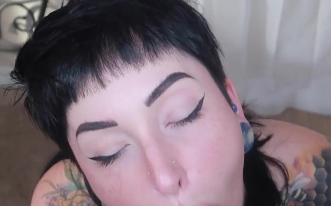 Jude Ryan - Dildo BJ