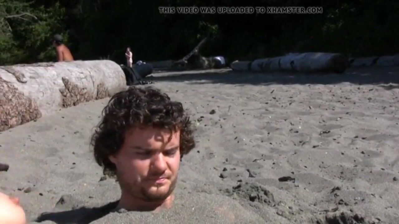 Yuliya Kate - beach fart receptacle