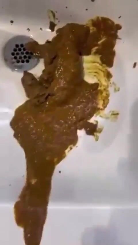 Thunda Walmart scat