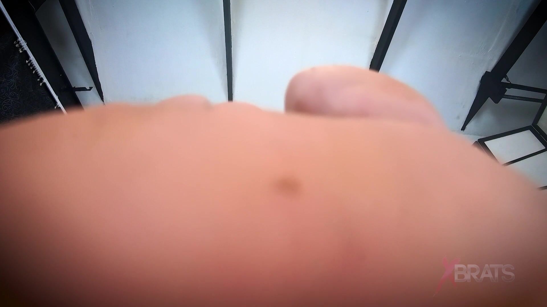 Giantess Sunshine - Genies foot slave