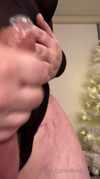 Evie Love - Solo cumshot #6