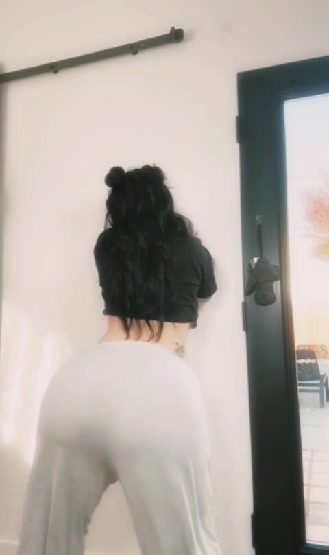 HQla ⁷