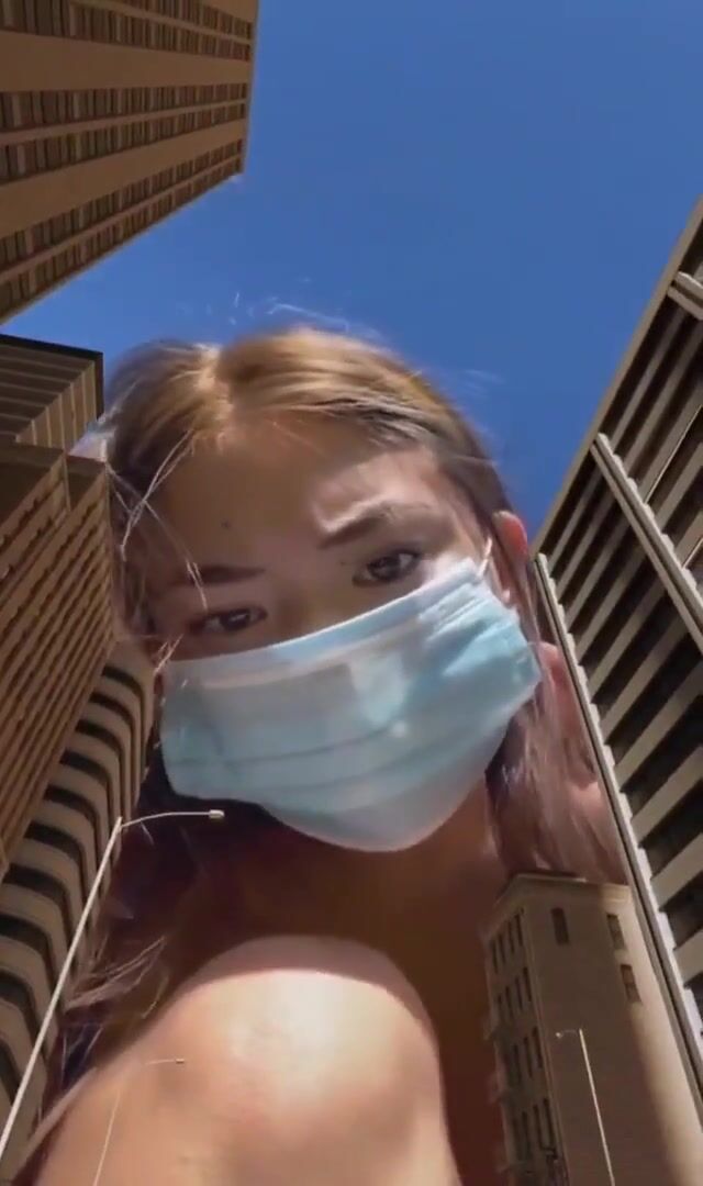 giaxtoes giantess city crush