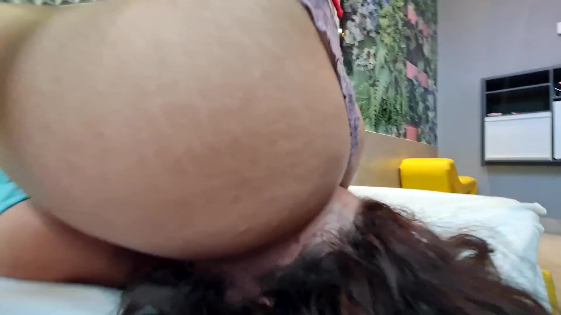 Brazilian Goddess Facesitting