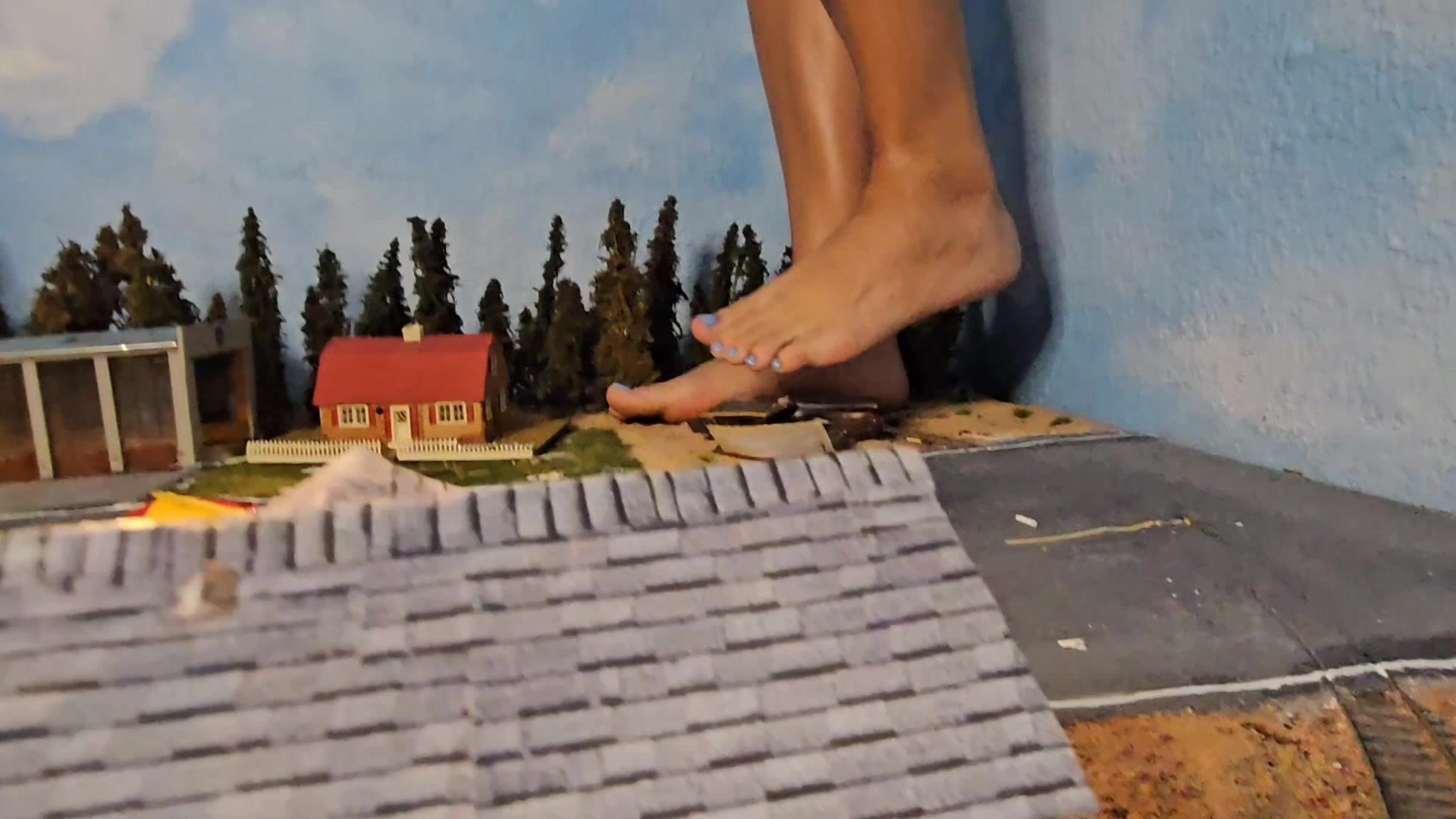 Giantess Asian City Rampage Rare