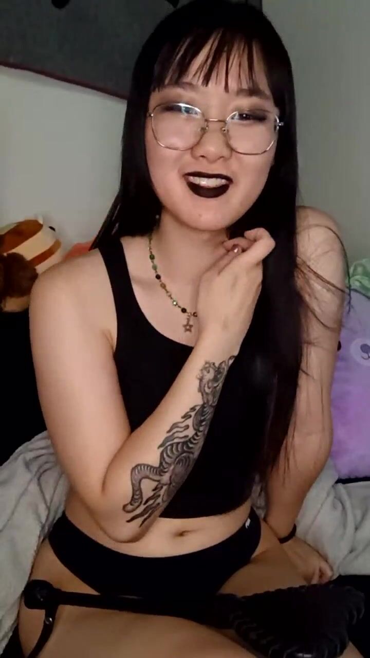ubebyy our first paddle stream!   I'll be doing more spank streams now that I have a paddle! Thank y