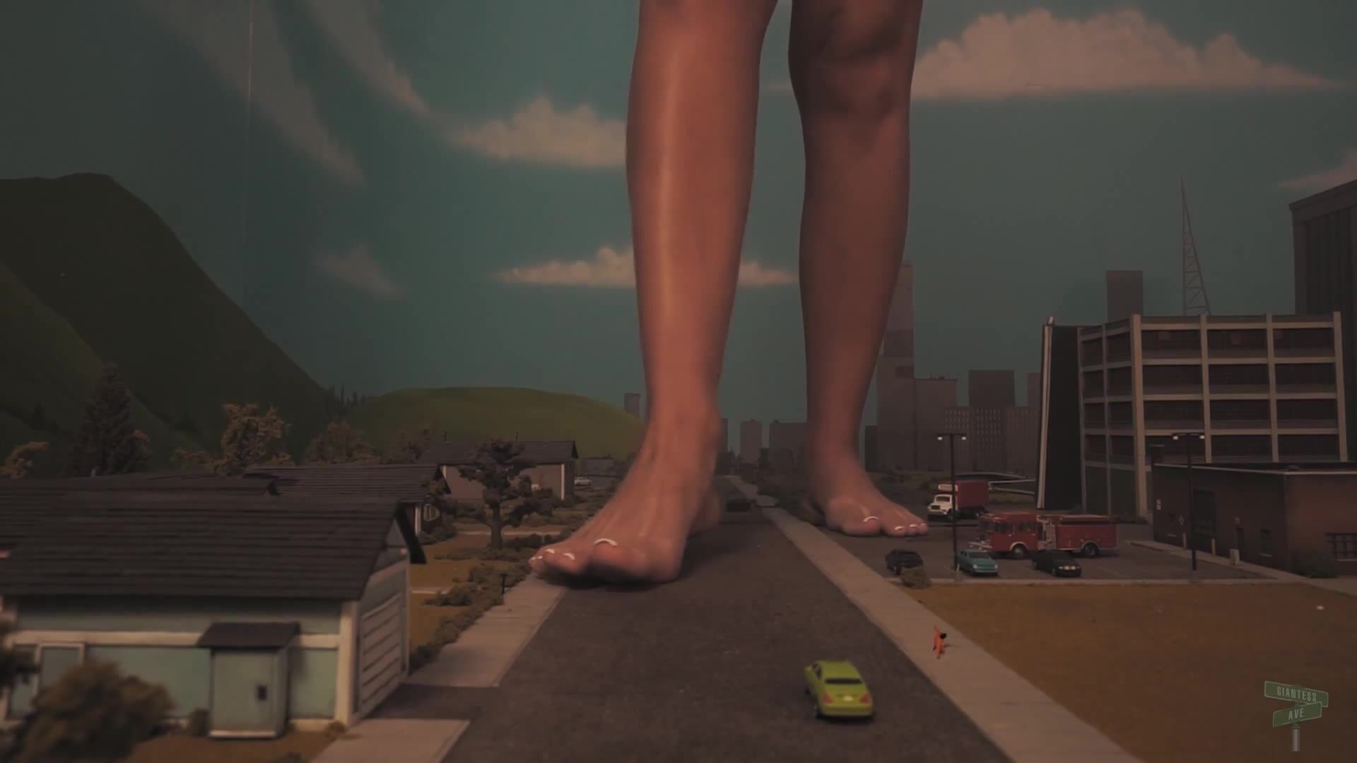 Giantess Roma - The Good, The Bad and the Mila