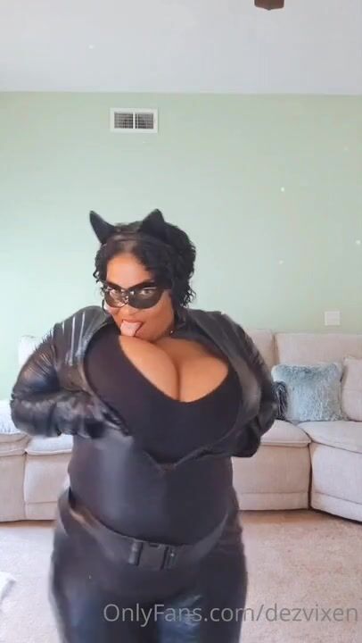 Dez Vixen