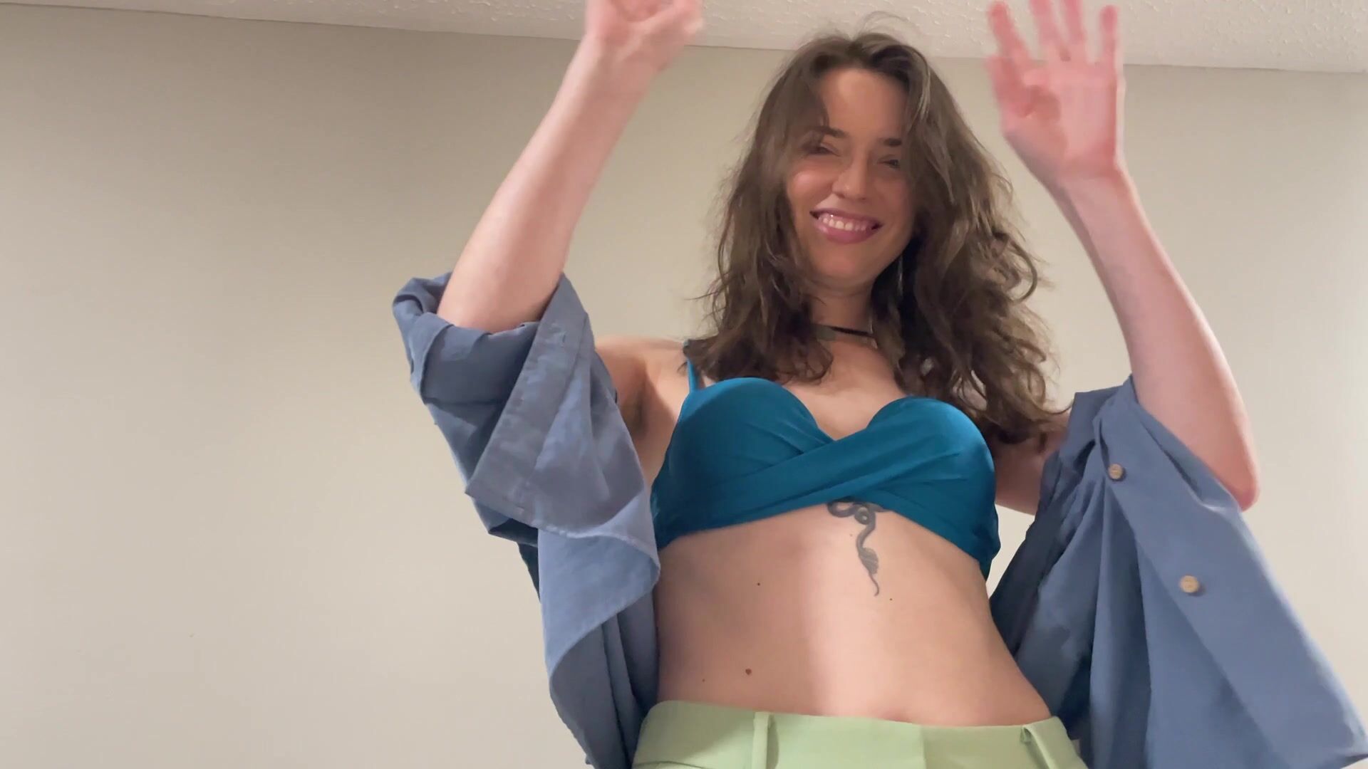 Girl next Door swallows u