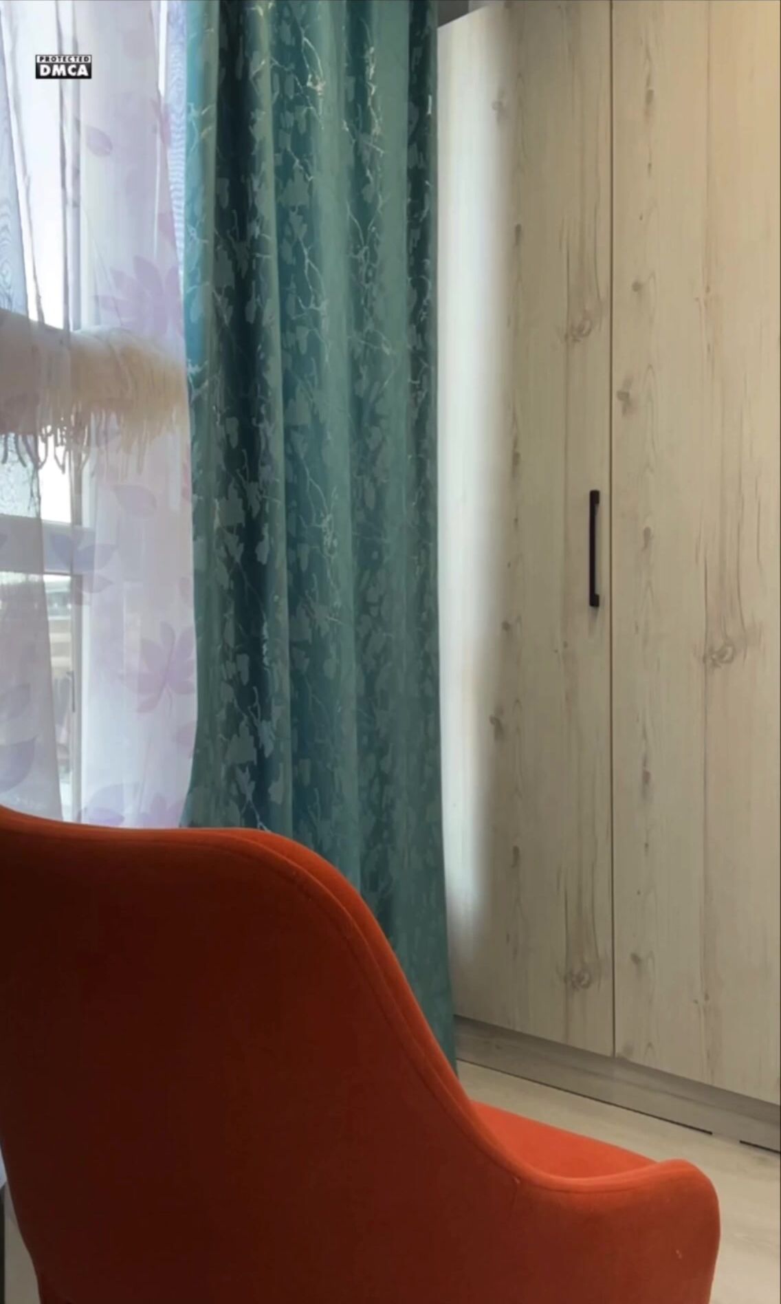 webcam girl slap her ass