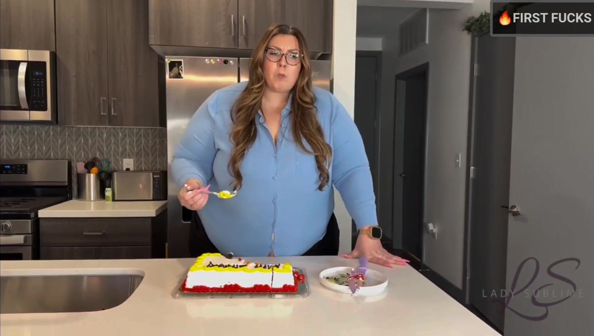 Lady sublime inflates from cake