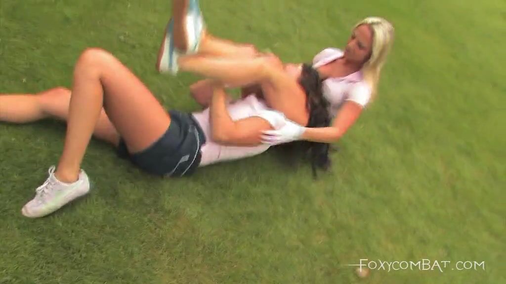 Foxycombat Golfcourse catfight 1