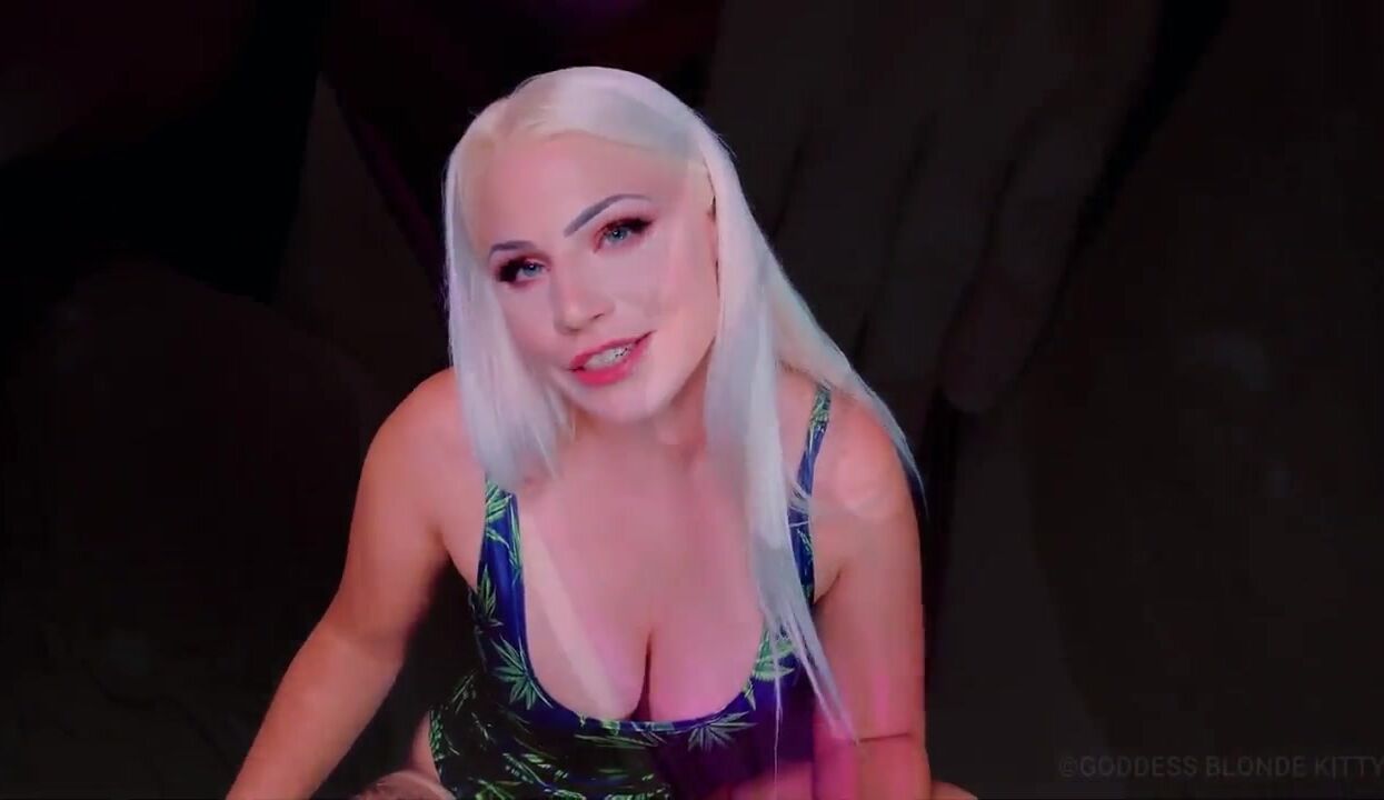 Goddess blonde kitty