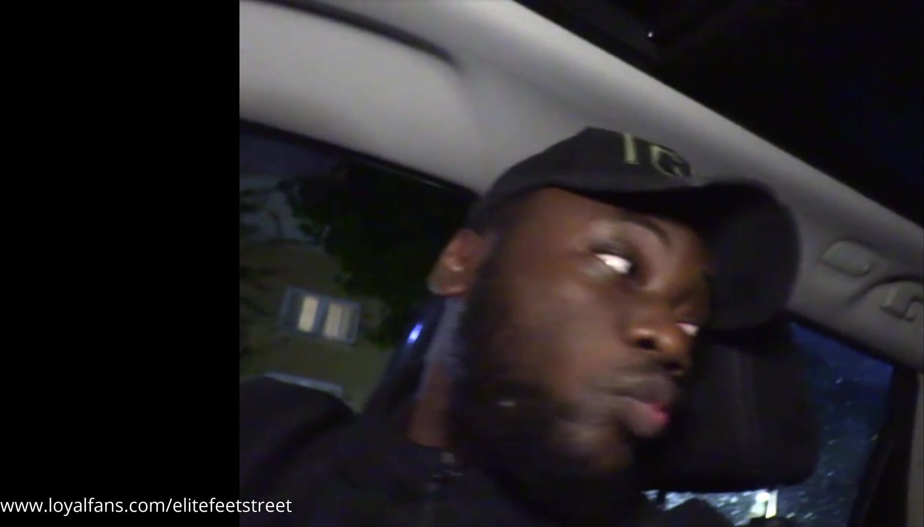 Stranded! ???? Foot Queens Dropped Home by Foot Fetish Cabbie ????????????????????????????????????????‍♂️