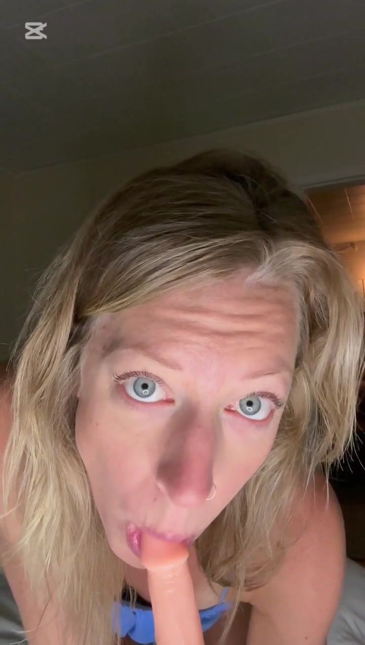 mom is jealous - jodislips