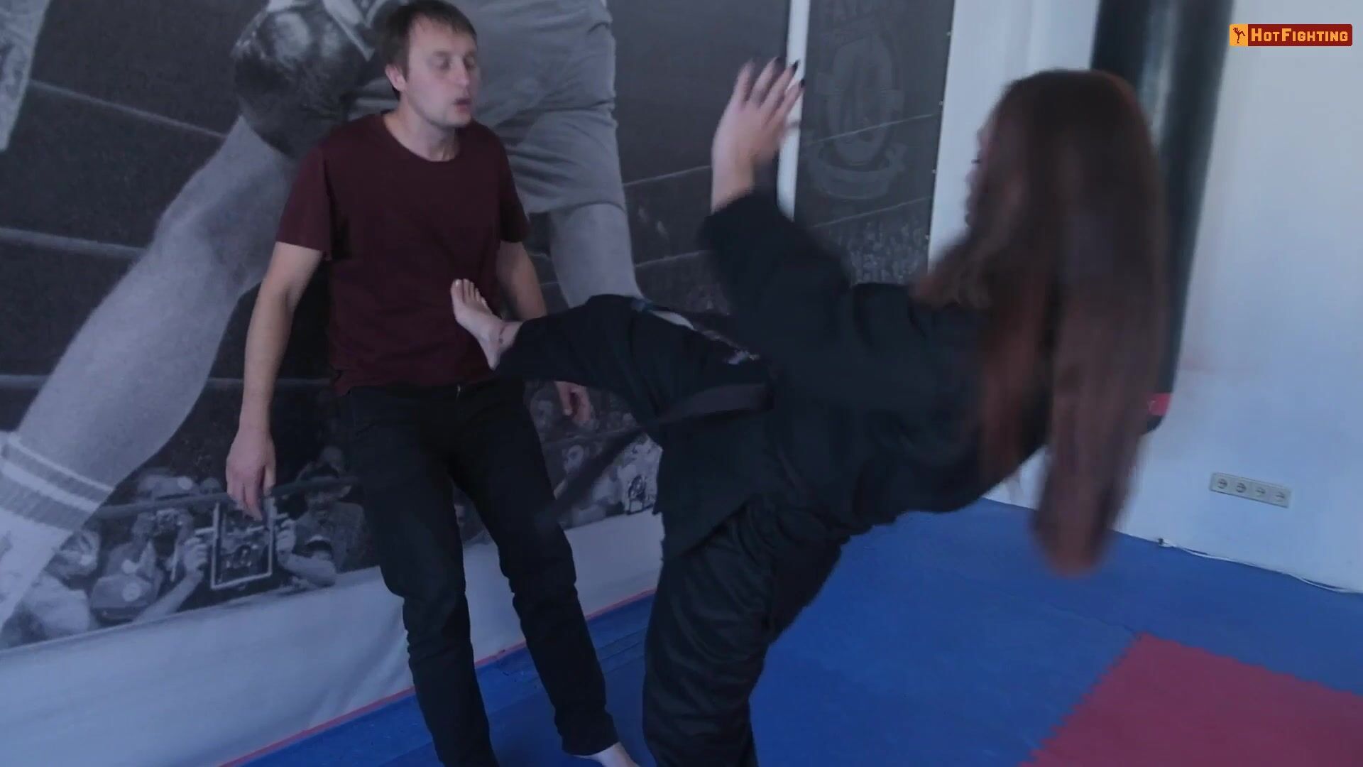 Natsya 2 vs 1 karate fight