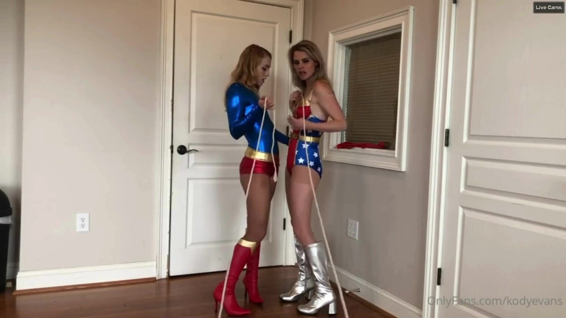 Kody Evans & Macy Nikole - POV Tales Superheroines