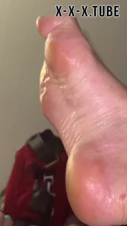 Goddess severa foot worship
