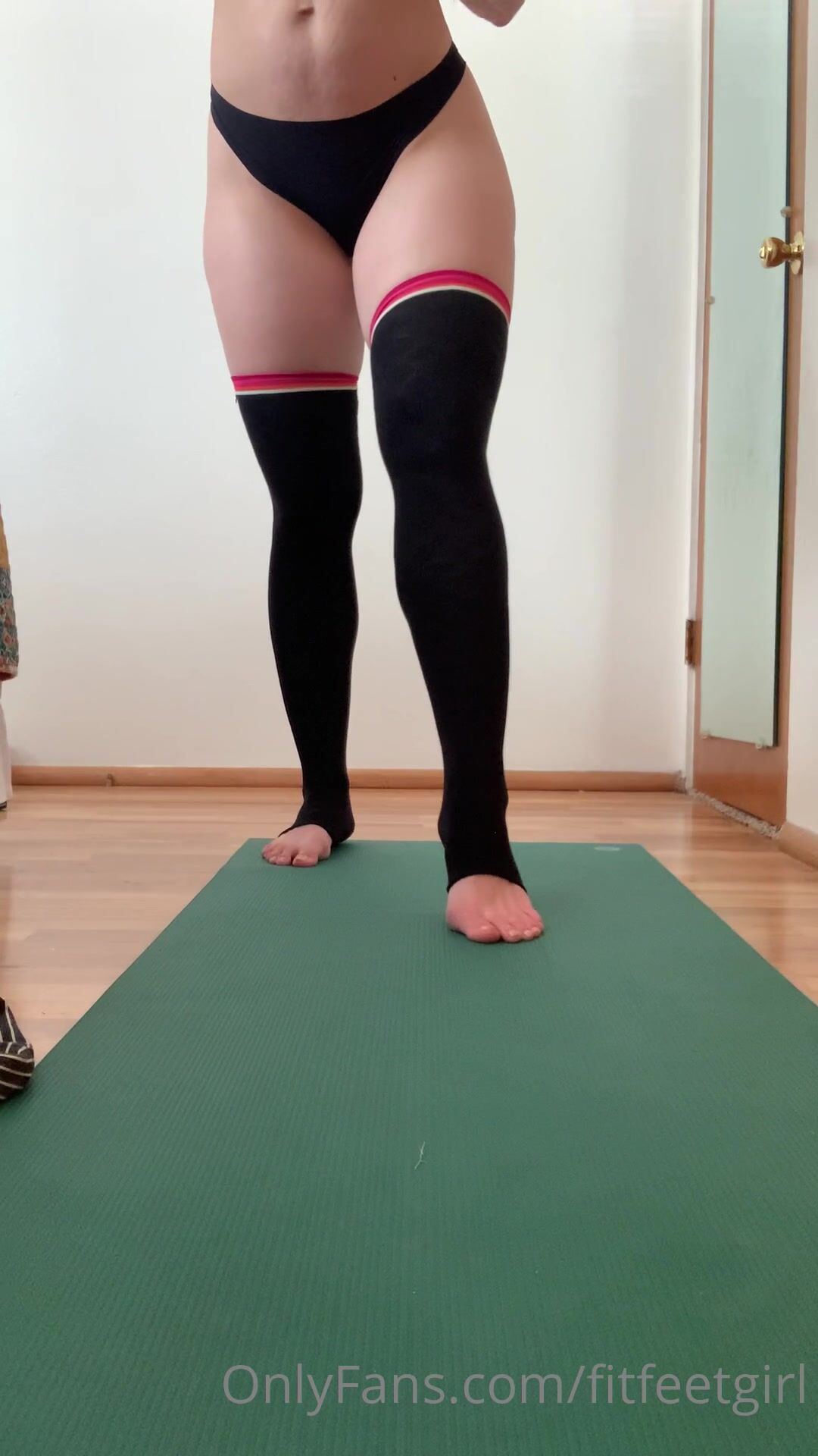 FitFeetgirl #35
