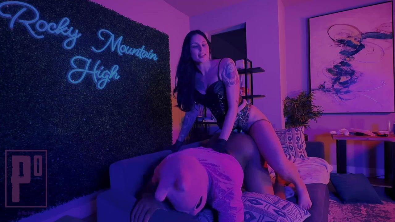 Goddess Sydnie (Goddess Green/Ganja) Pegging