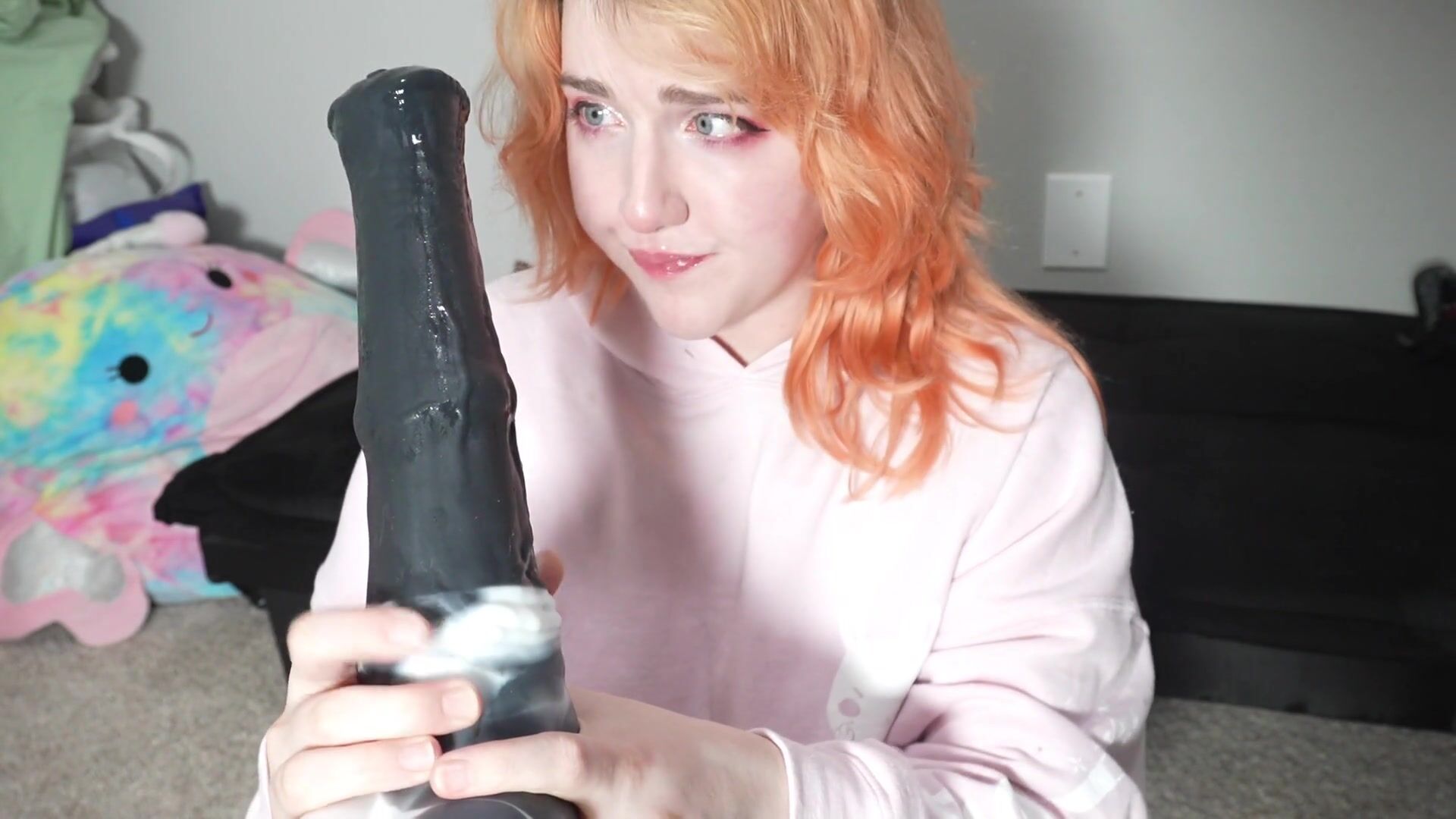 Missprincesskay - Insanely Huge And Thick Bad Dragon Deepthroating