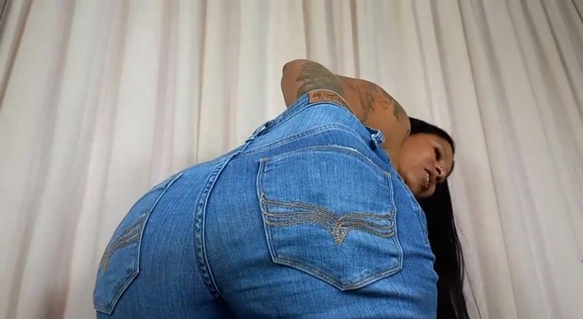 Anita jeans farting