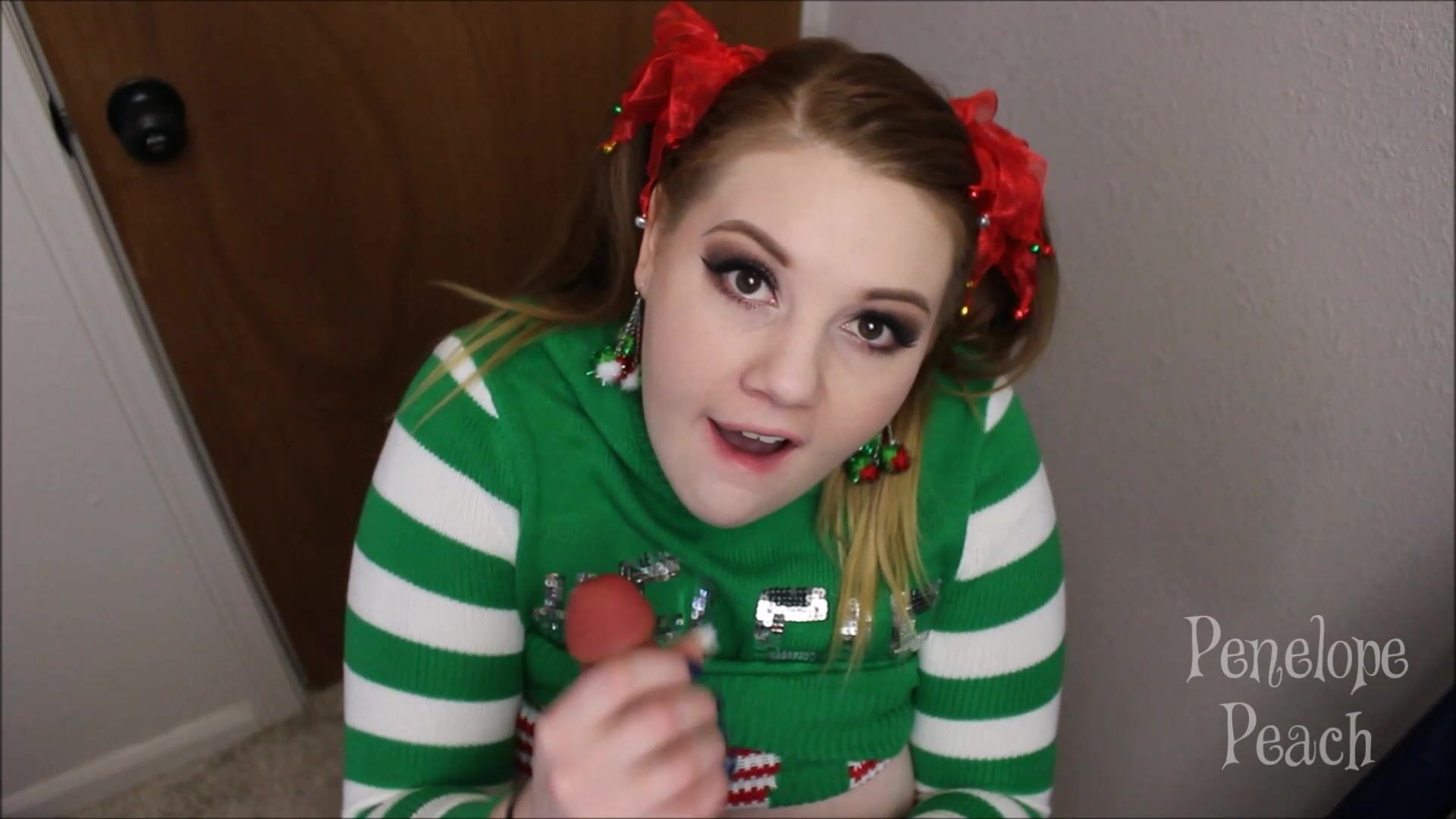Penelope Peach – Office Slut Fucks At The Holiday Party