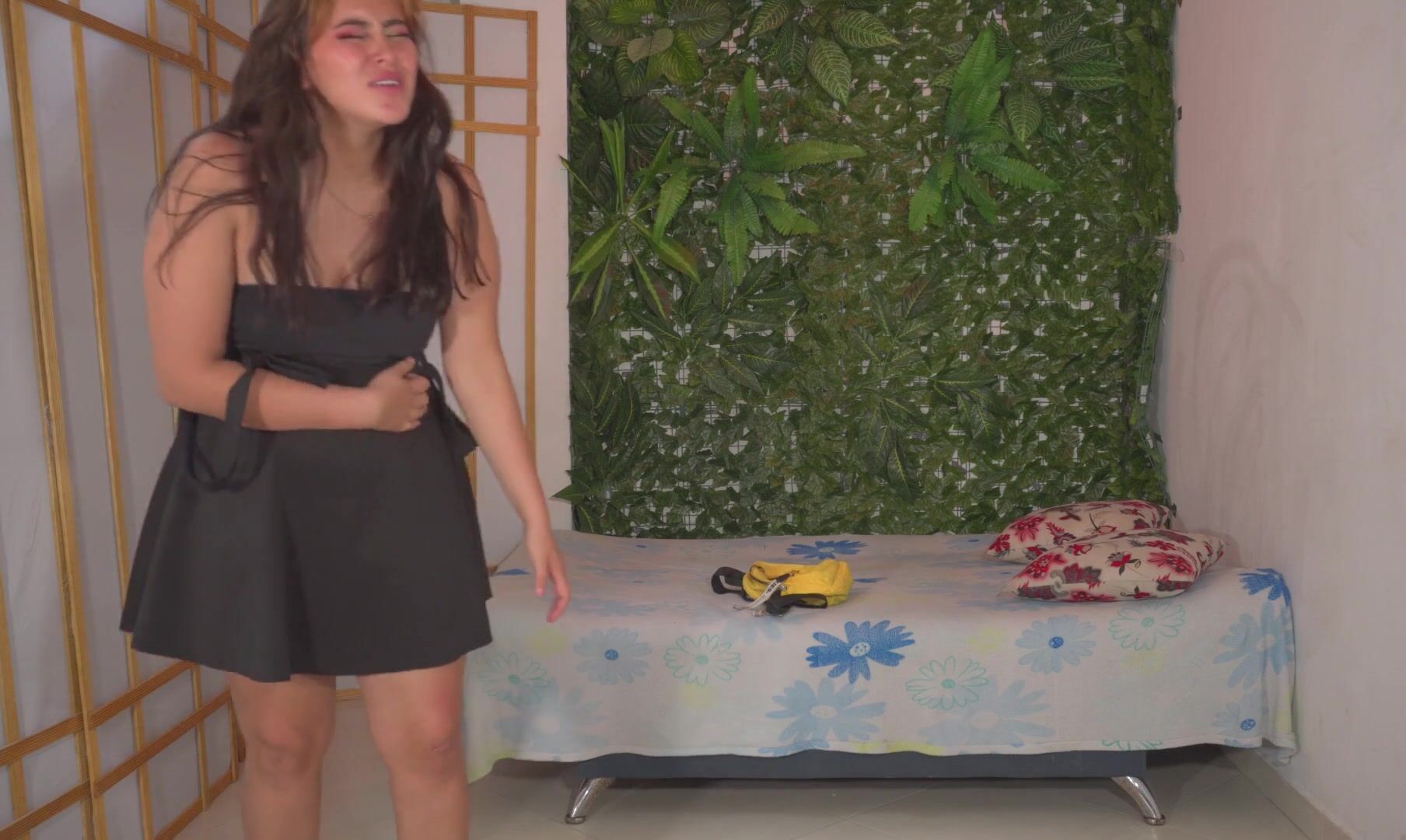 ariana blue Pregnancy about to explode