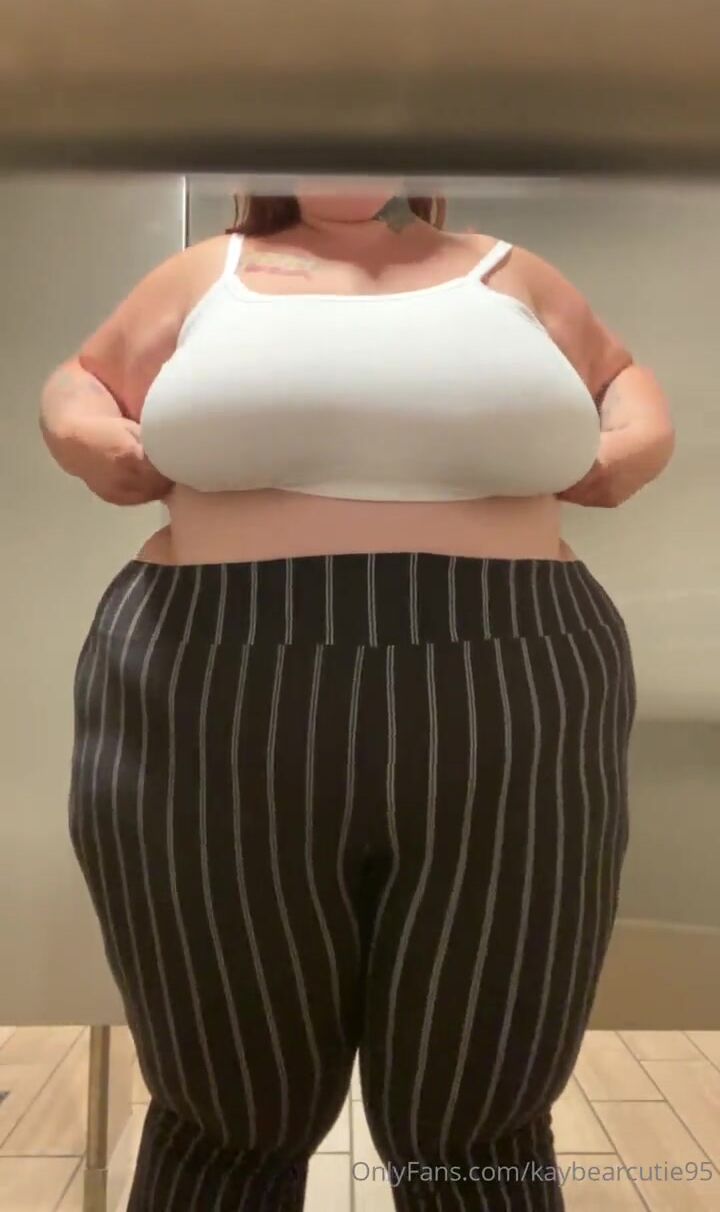 Kaybear95 shows huge milkers