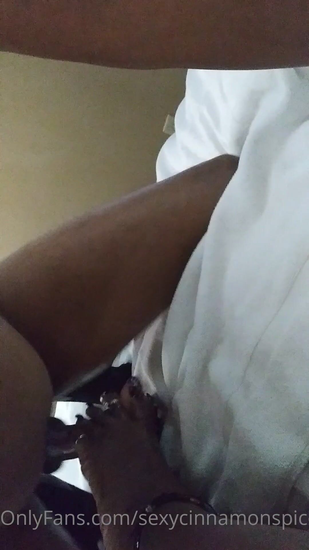Cinnamon spicyy footworship Fuck feet