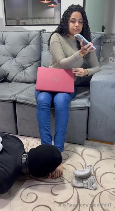 foot  slave