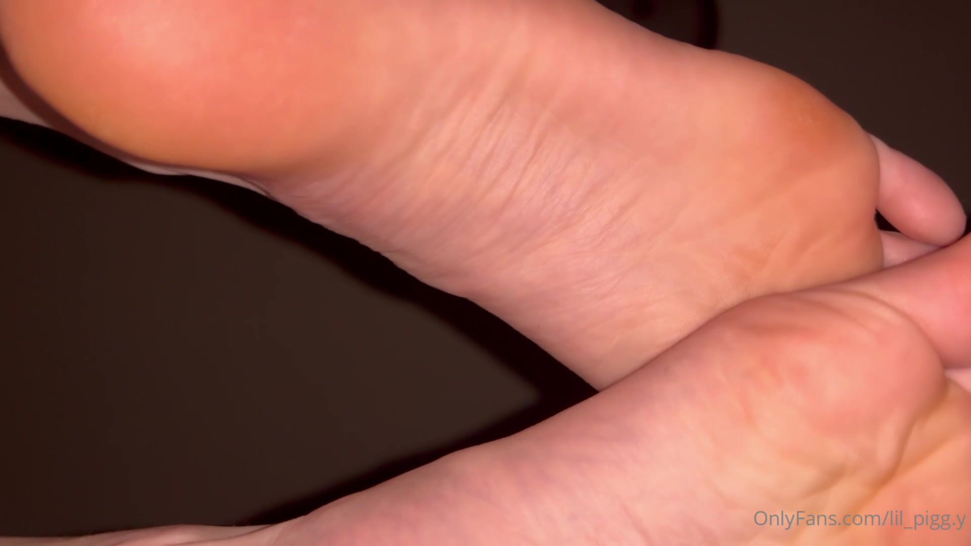lilpiggy Long Toes 1