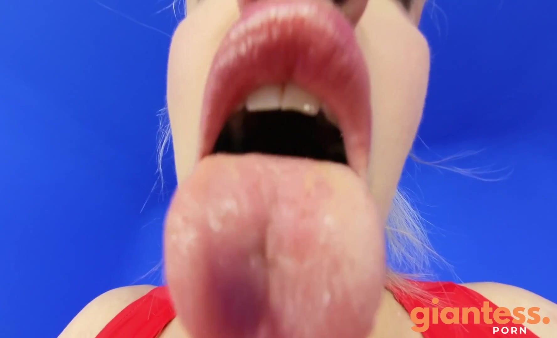 Tinder Giantess Keri