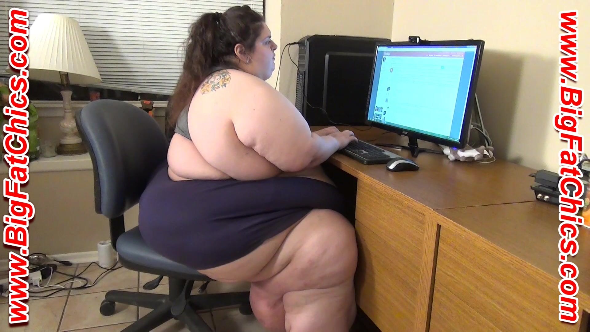 BIBI BIGFATCHICKS