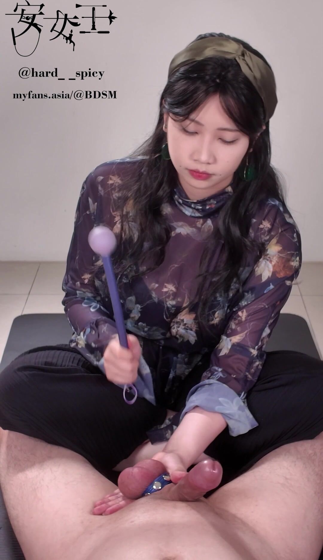 Mistress Ann @hard__spicy long ballbusting handjob