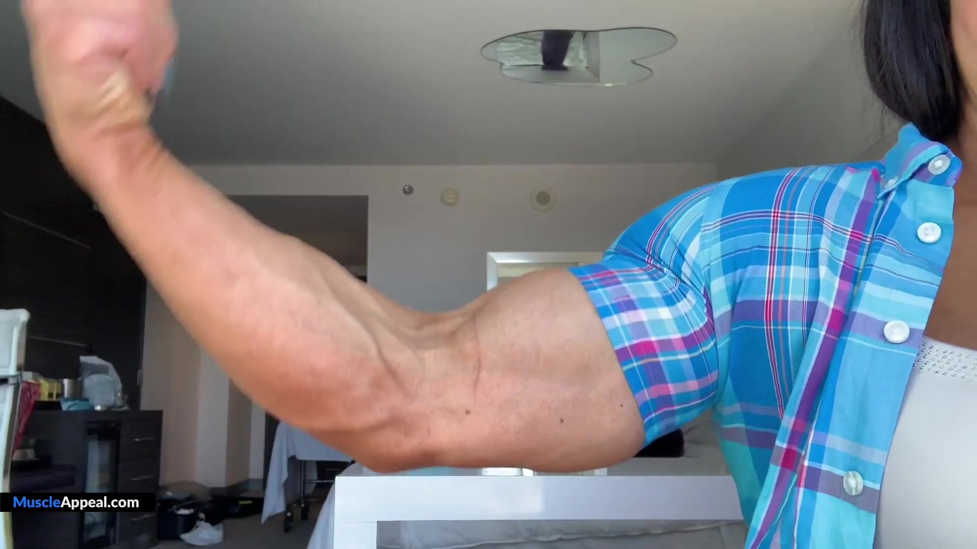 Mona Poursaleh Ripping Her Sleeves