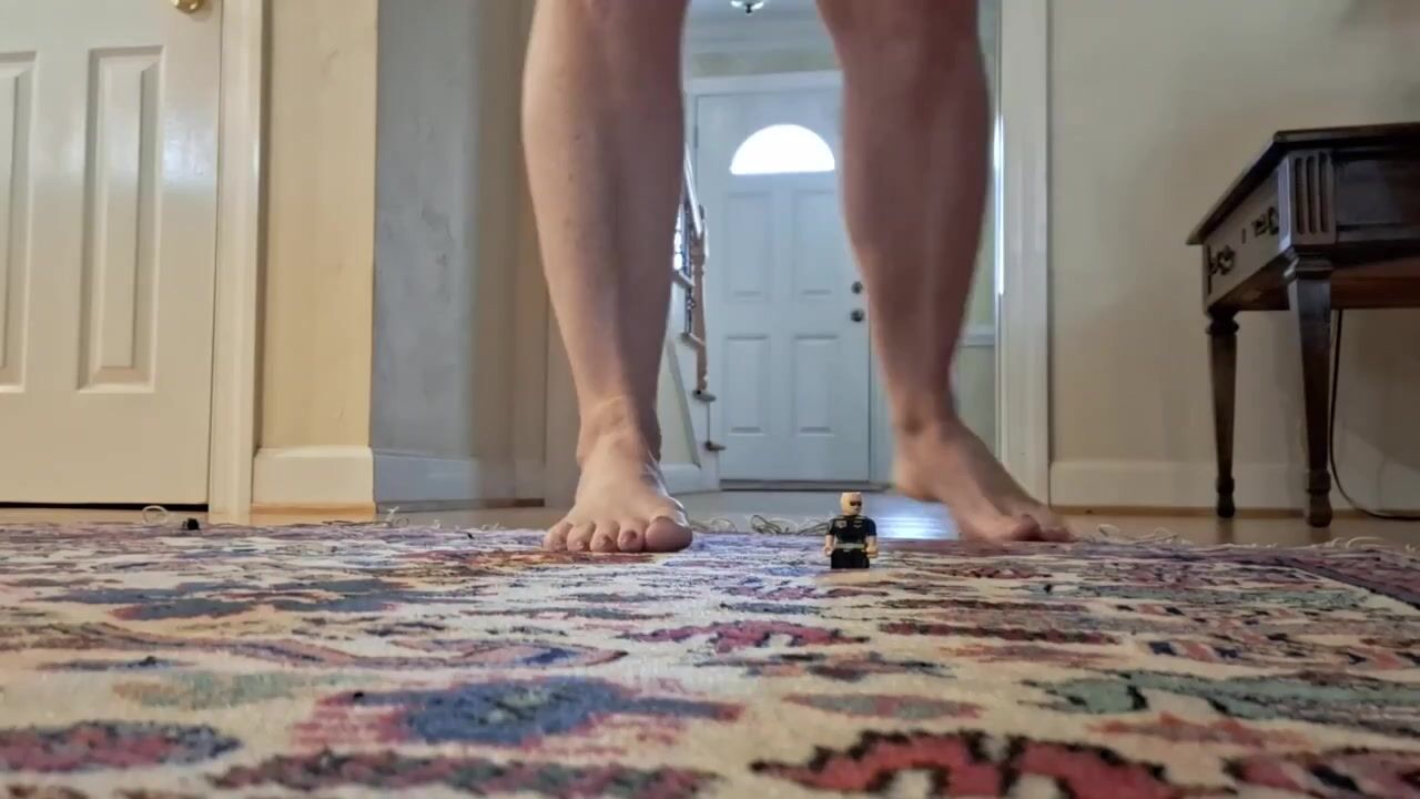 Mature giantess tortures her tiny husband