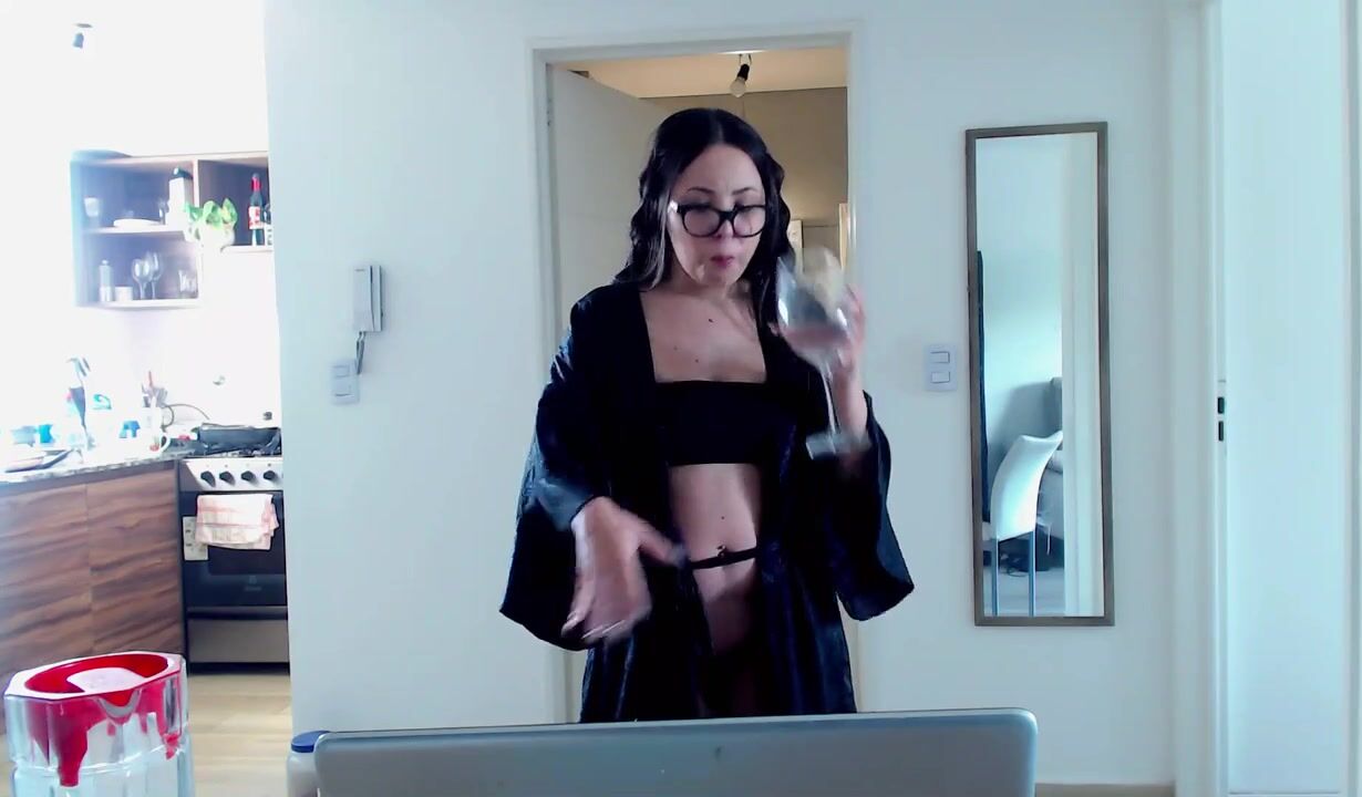 Ruby Venus Blessing Us With This Amazing Candid Fart Video!
