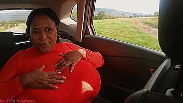 Busty Pam