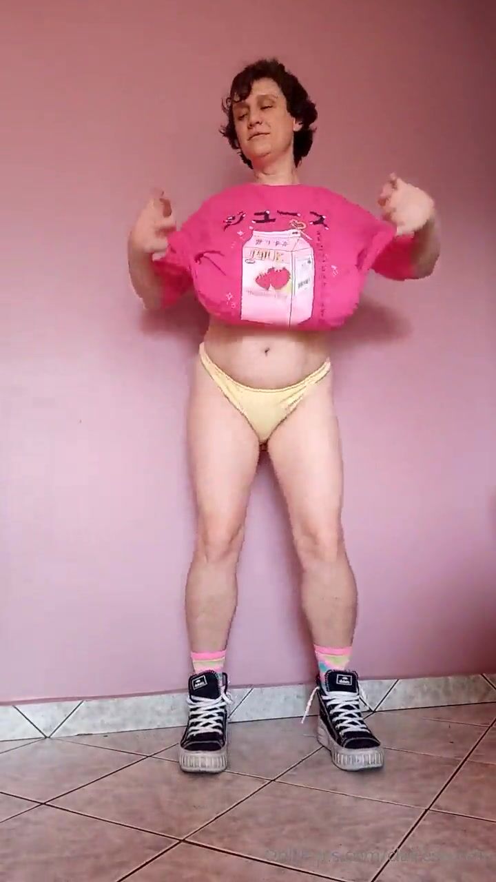 Claire secrete 30- busty milf dance