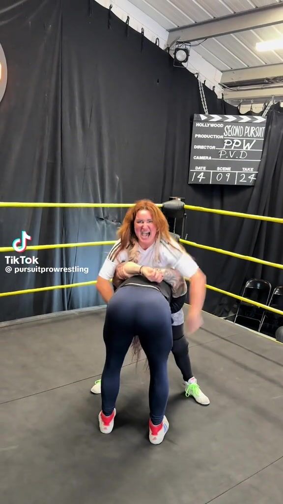 Women piledriver