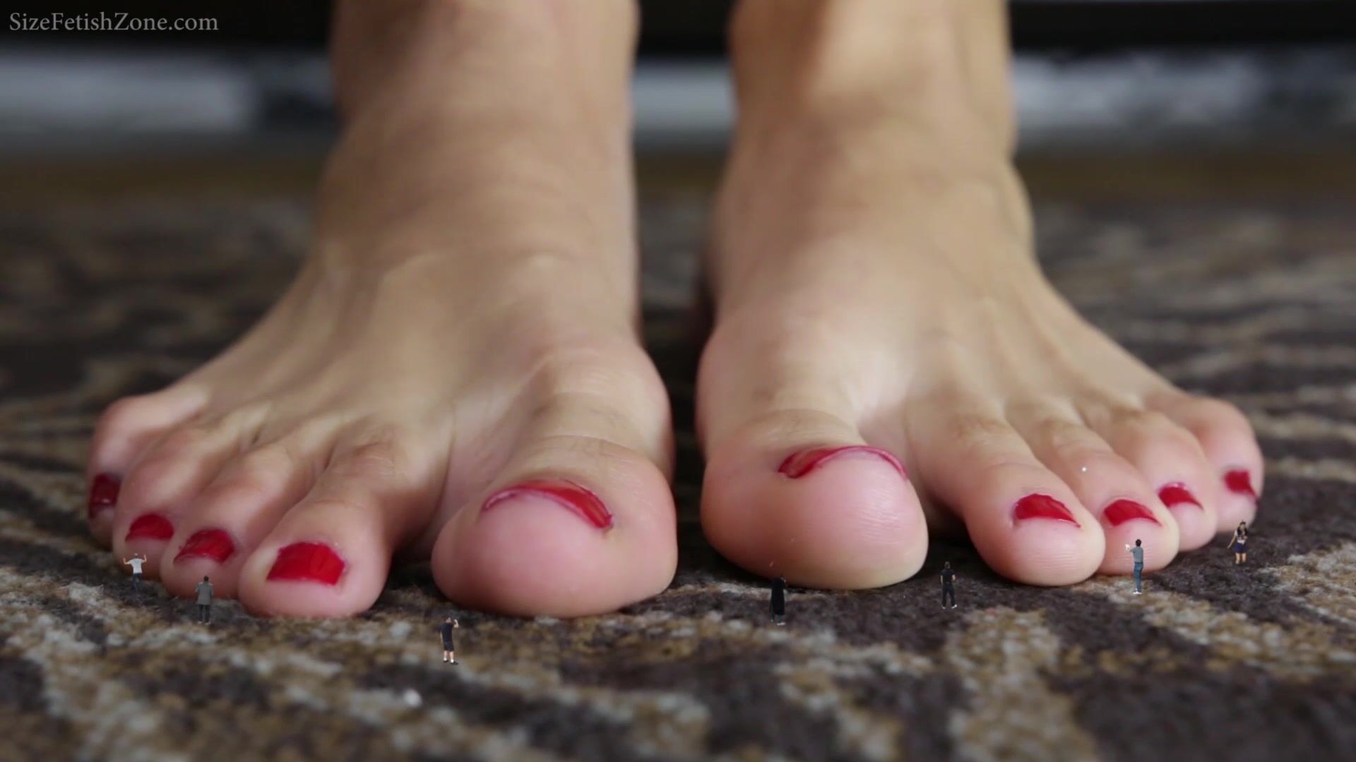 sahrye and her micro toe slaves