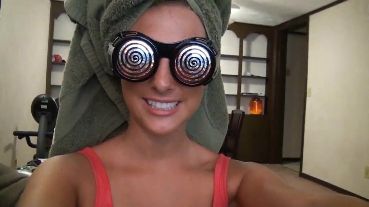 Victoria Elizabeth - Hypno Glasses 5