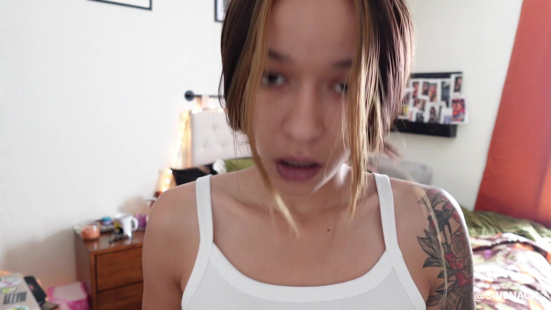 Sin Snack - sisters questionable taboo experience - ManyVid