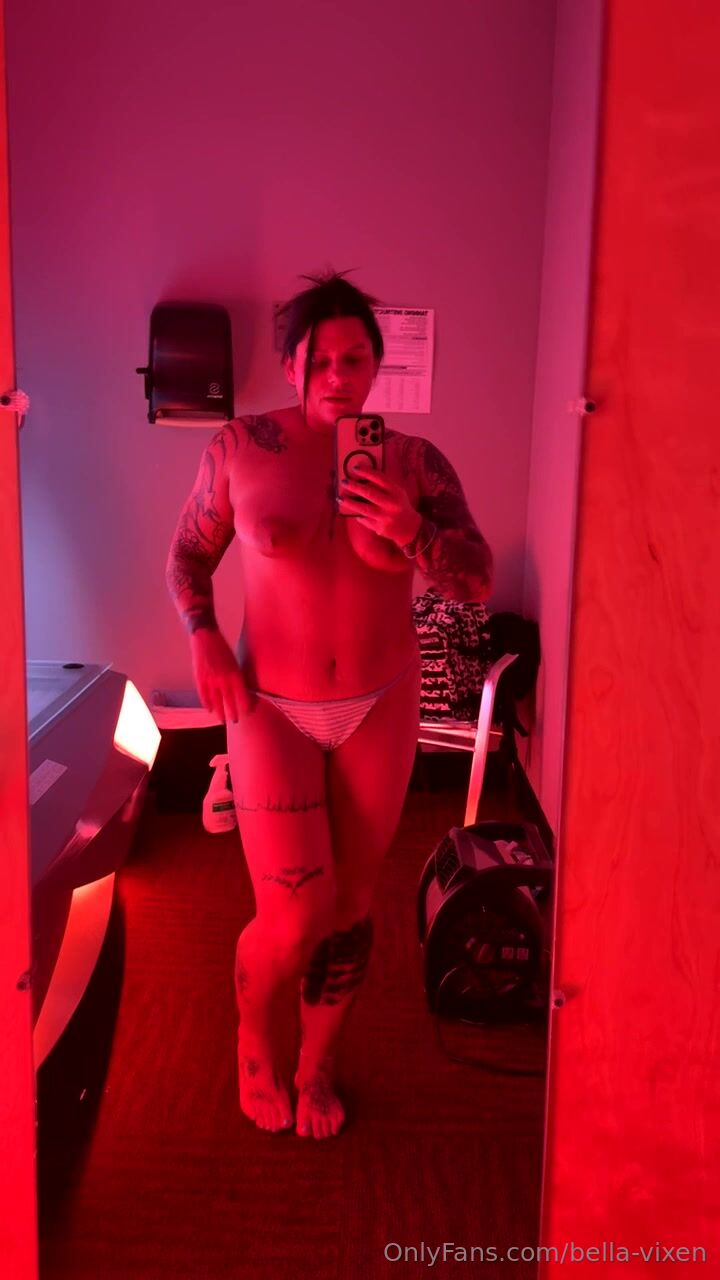 Thicc Ass Bella