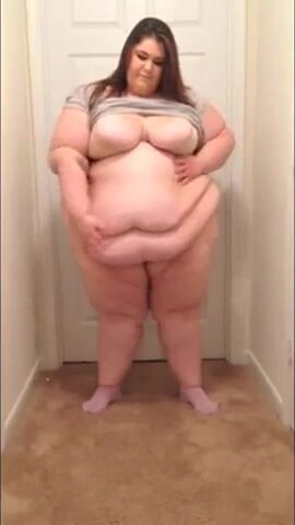 Bigcutie Steph Belly Jiggle