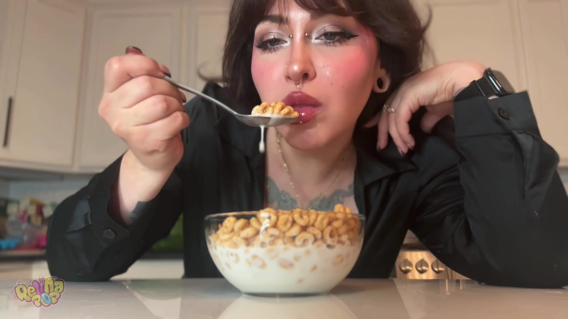 Giantess Cereal Vore