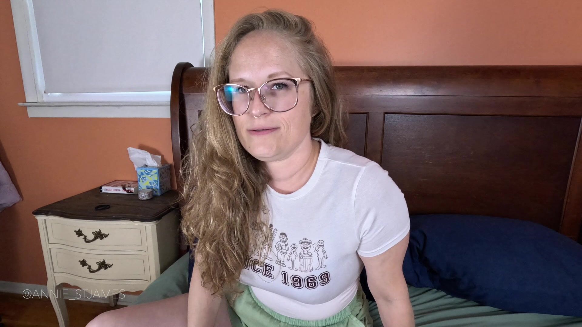 AnnieStJames - Cousin Gives You A Sexual Education