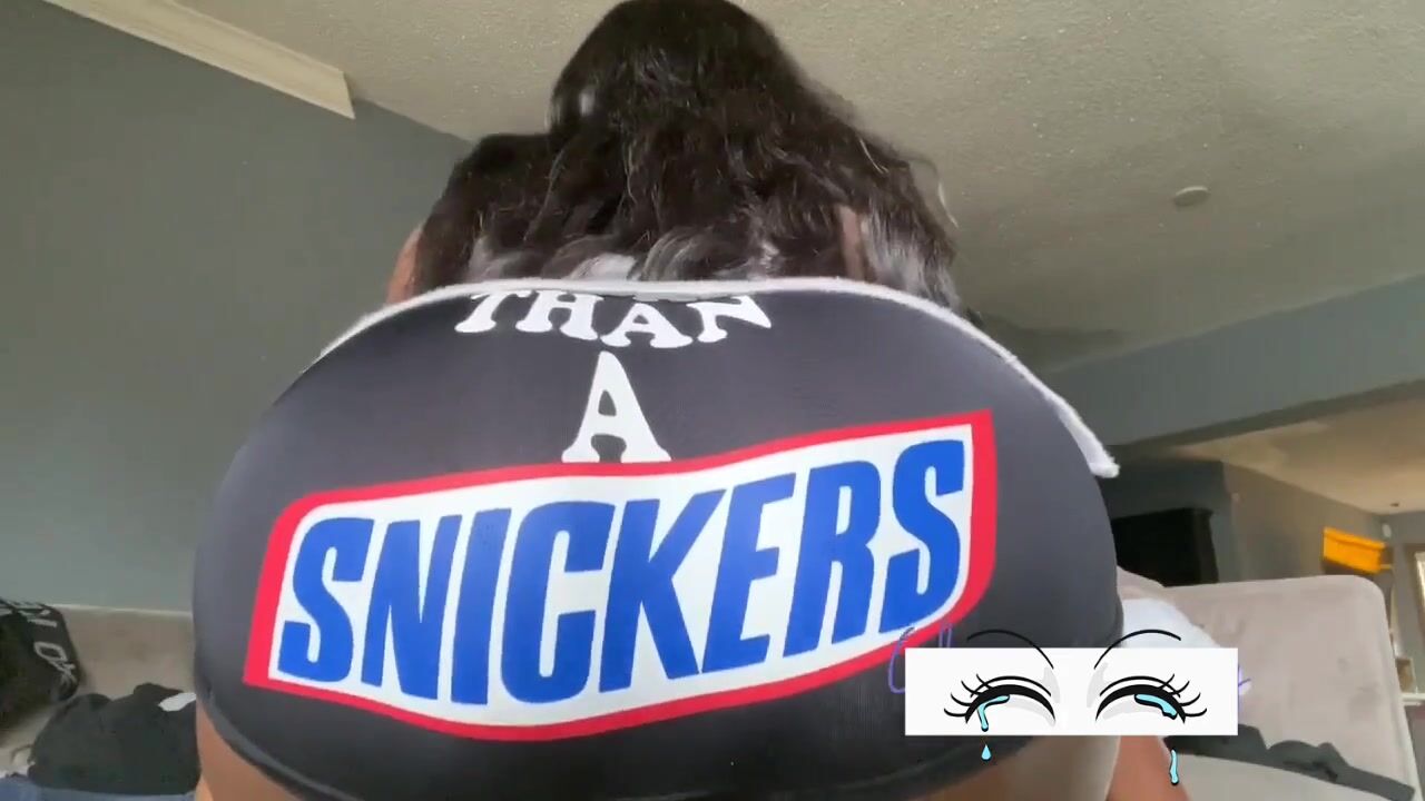 Snickers fart